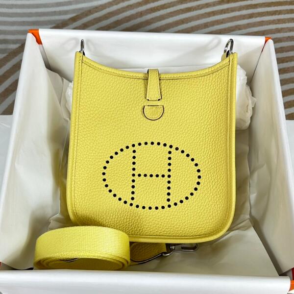 【エルメス HERMES】エブリンアマゾンTPM トリヨンクレマンス トレンチ ジョーヌナプル  シルバー金具(100%マシン)